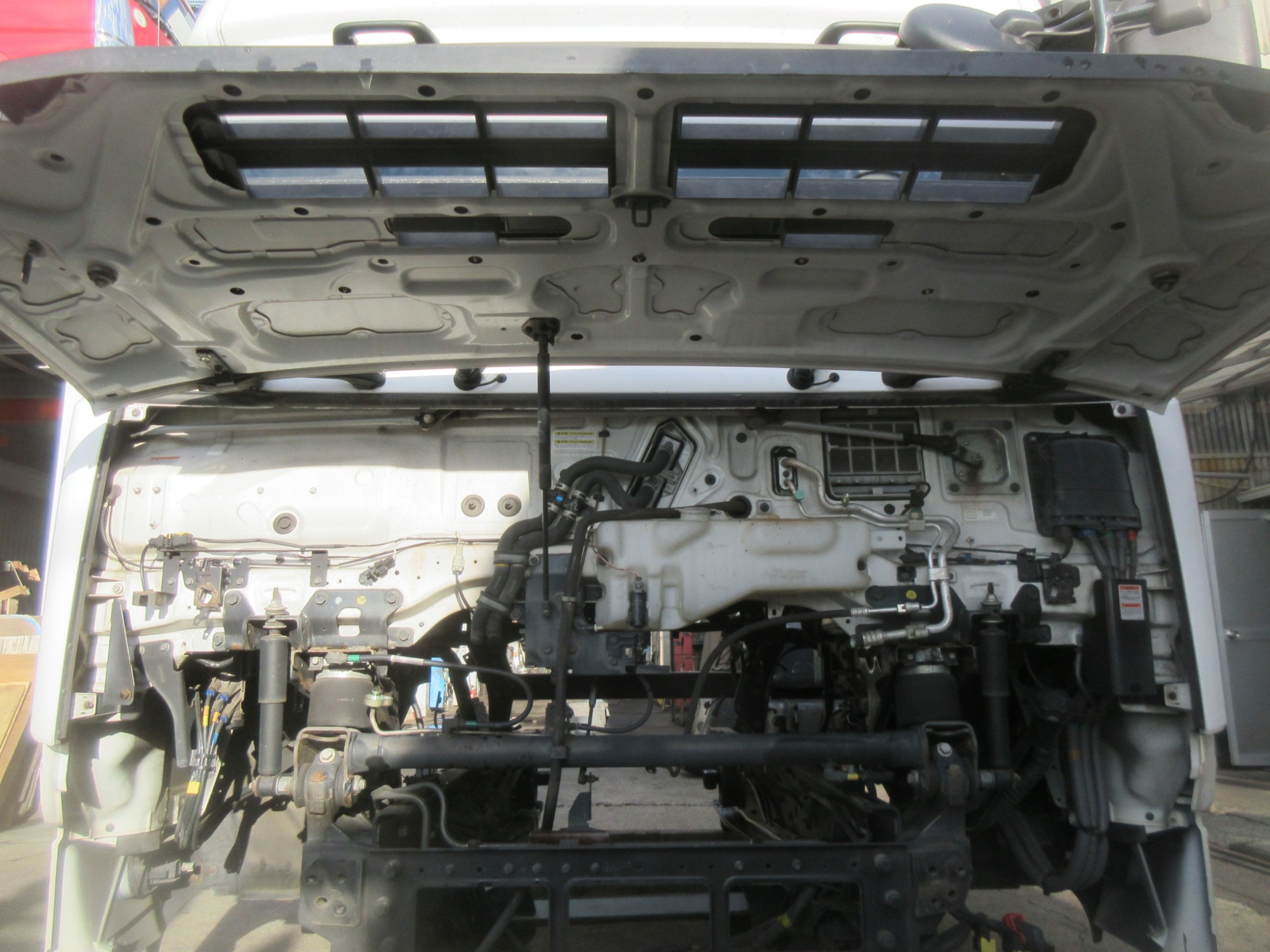 キャビン クオン ハイルーフ 2PG-CD5CA