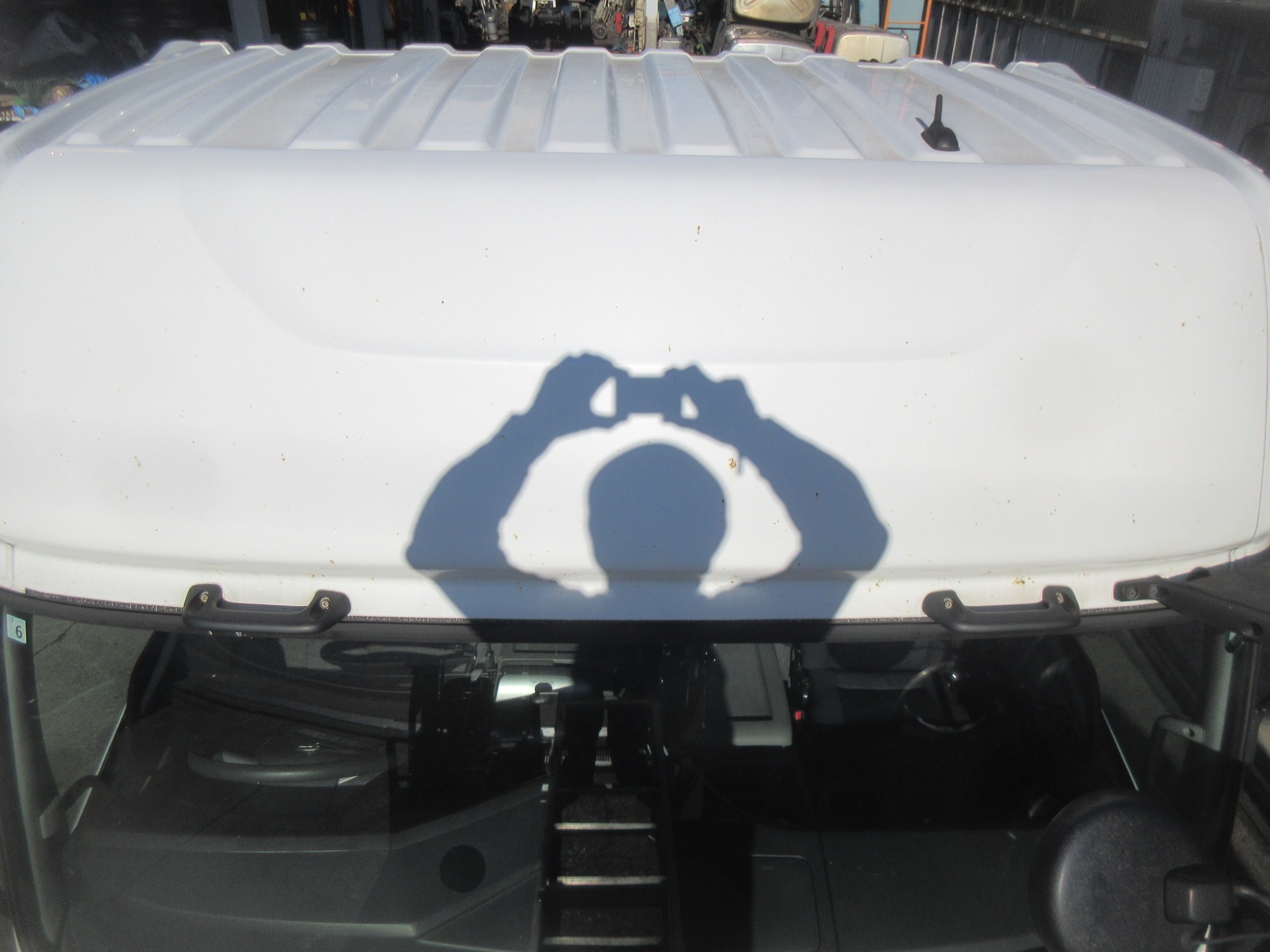 キャビン クオン ハイルーフ 2PG-CD5CA