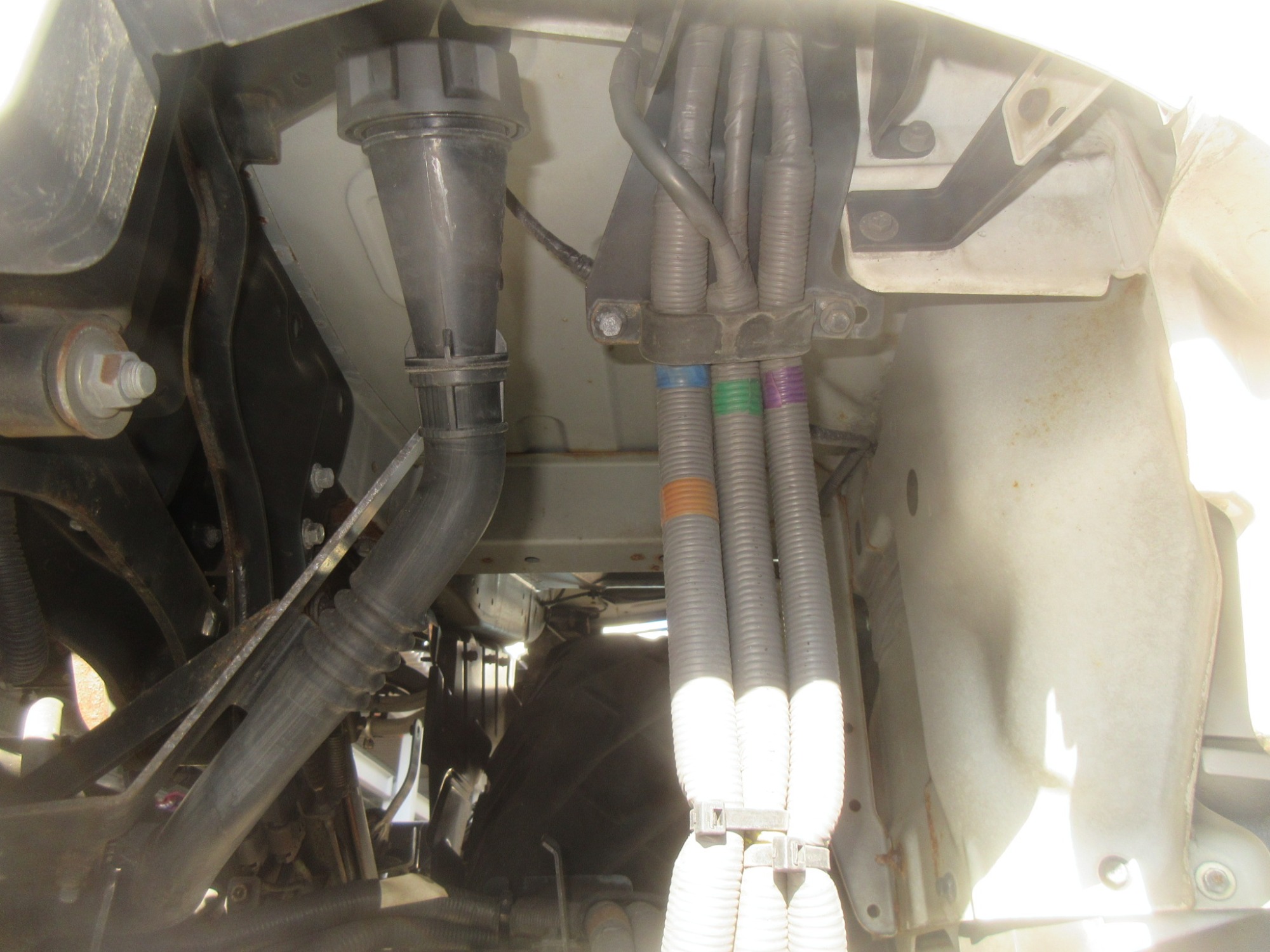 キャビン クオン ハイルーフ 2PG-CD5CA