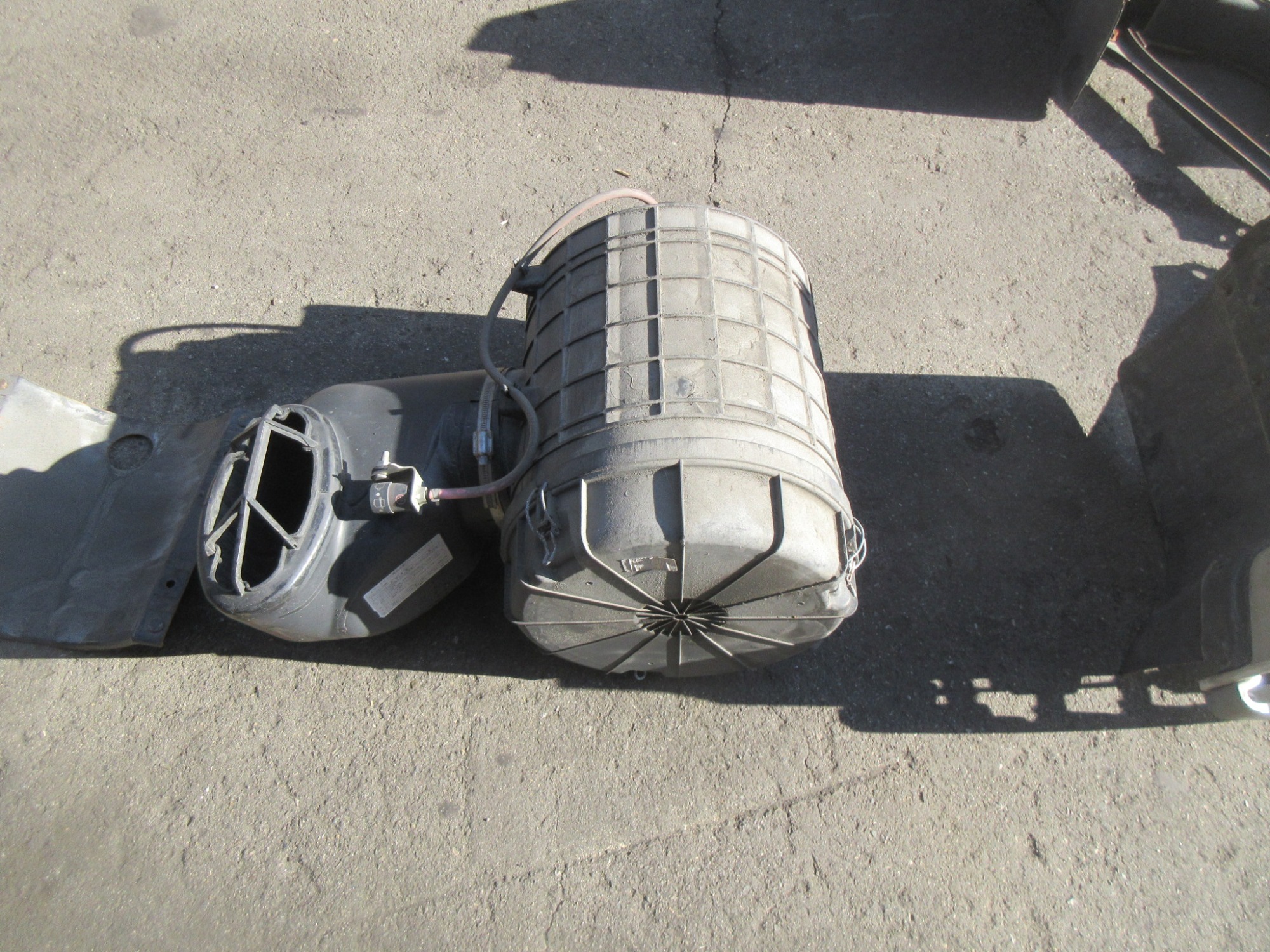 キャビン クオン ハイルーフ 2PG-CD5CA