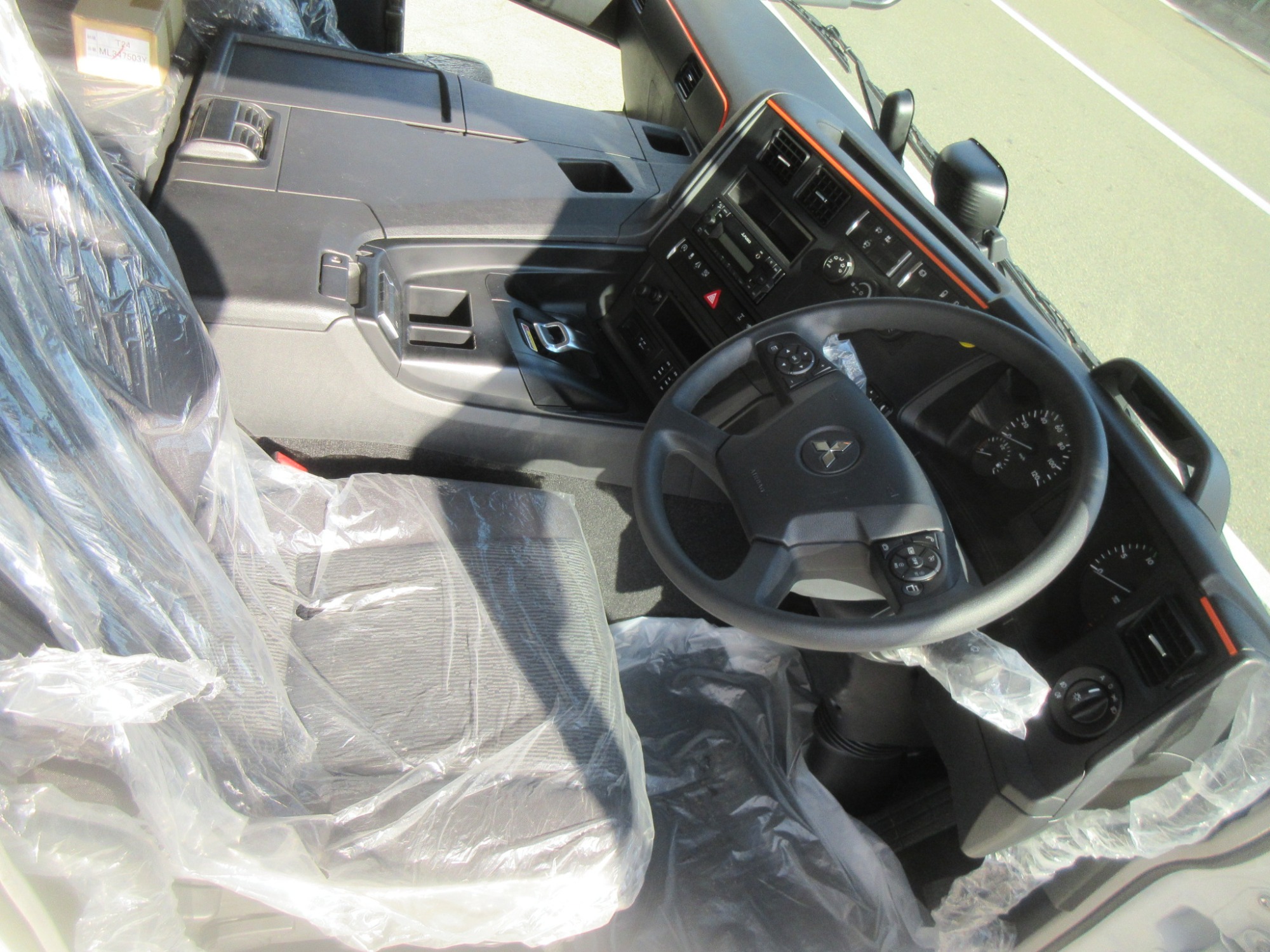 4軸低床 アルミ平未使用車