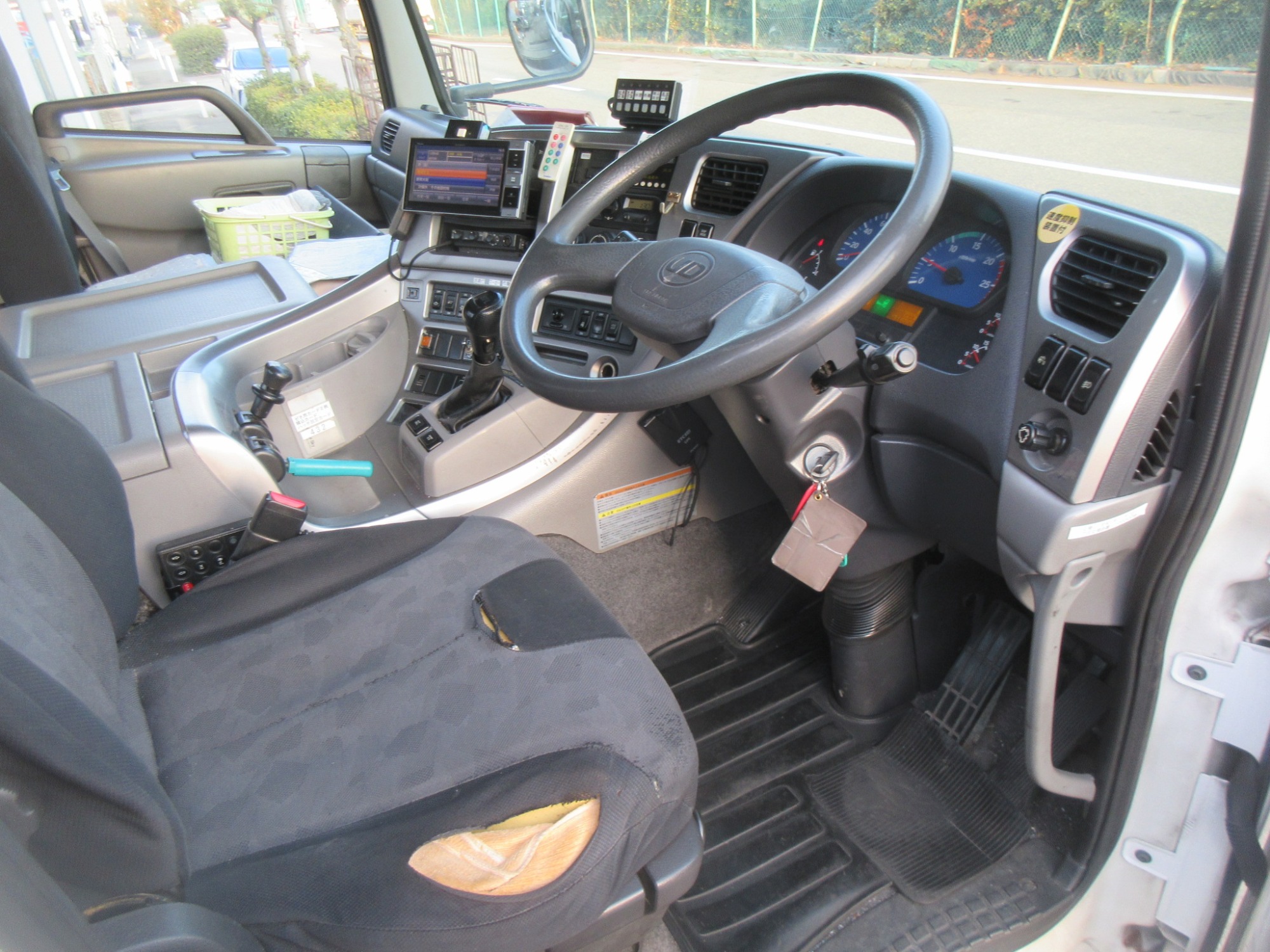 H28y QPG-GK5XAB(JNC)-0075**