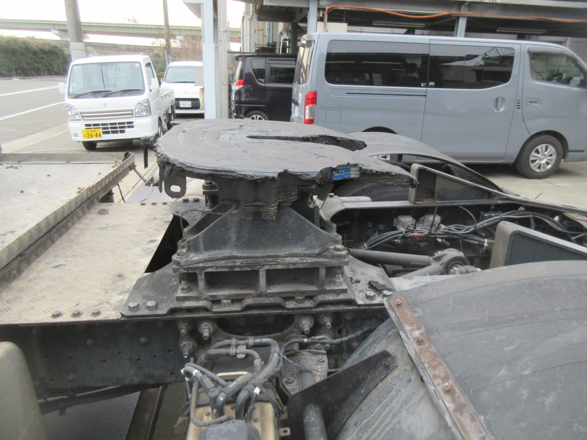 クオン11.5トンマニュアルトラクタ