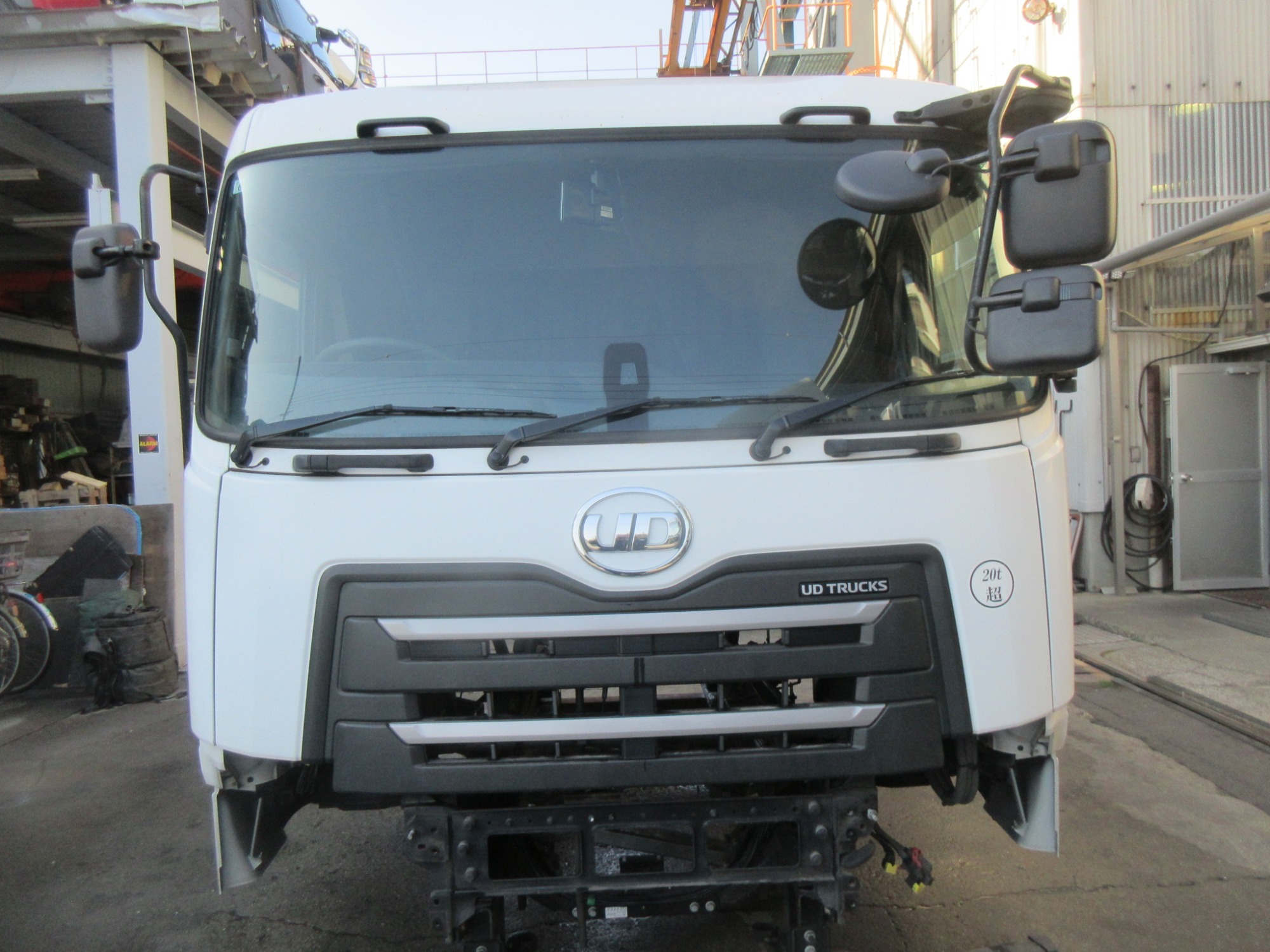 キャビン クオン スタンダードルーフ 2PG-CG5CA