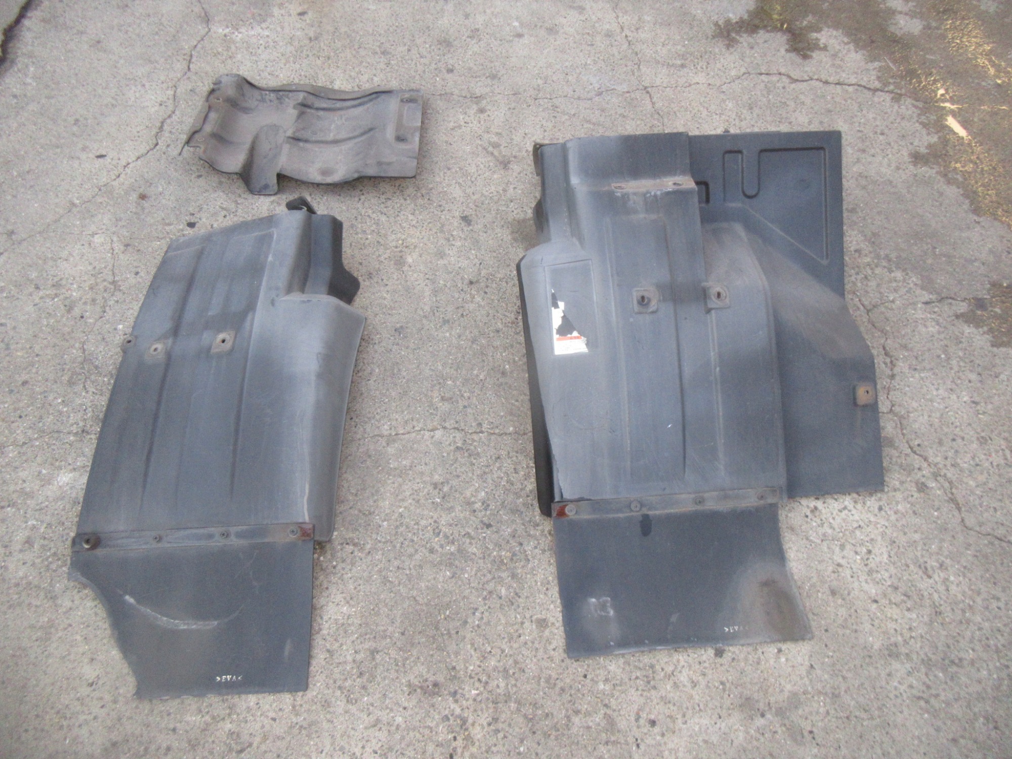 キャビン クオン スタンダードルーフ 2PG-CG5CA