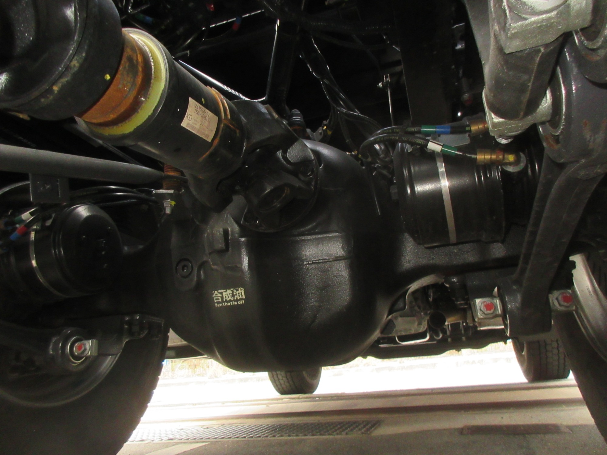 クオン第五輪荷重20トンハイルーフ未使用トラクタ