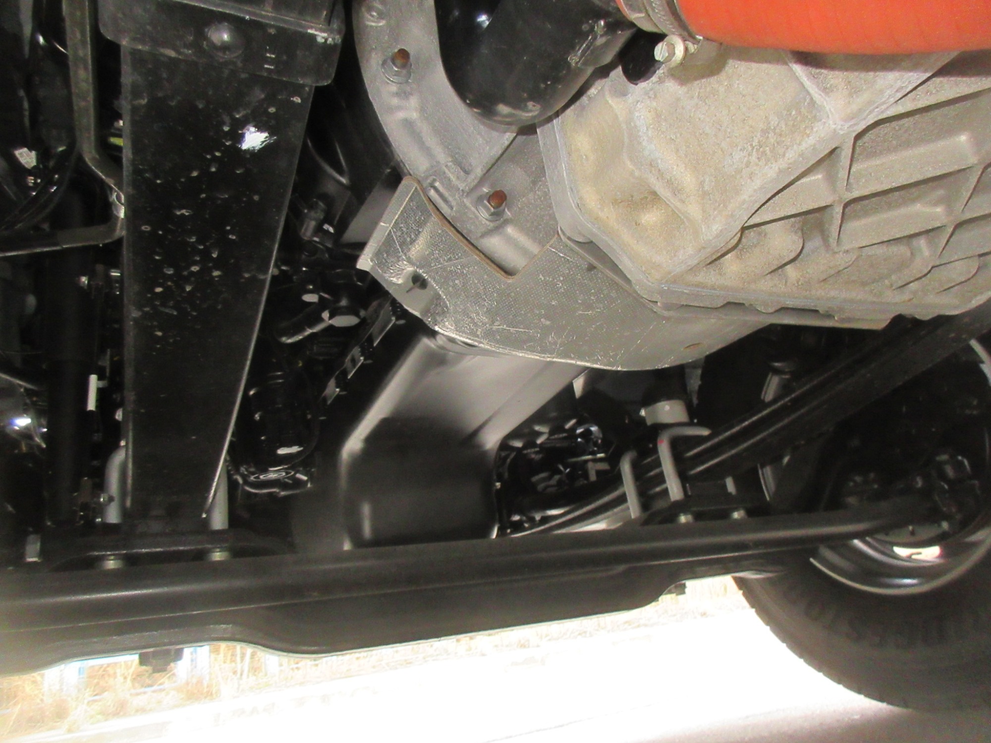 クオン第五輪荷重20トンハイルーフ未使用トラクタ