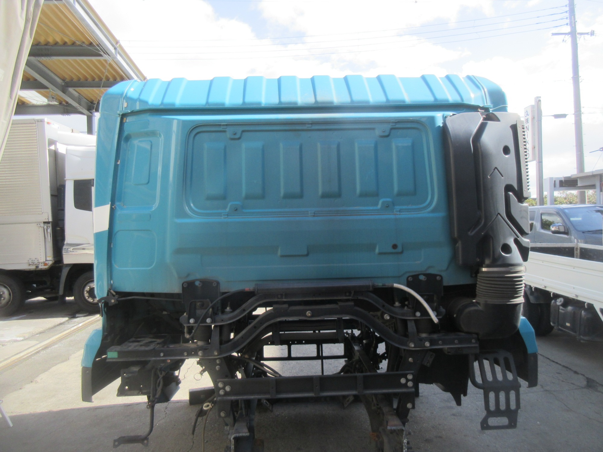 キャビン クオン スタンダードルーフ 2PG-CG5CA