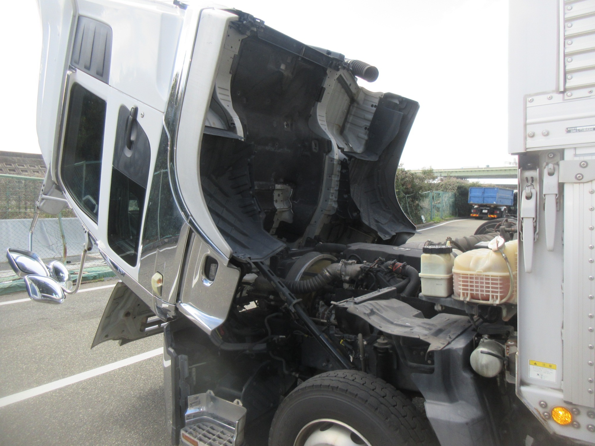 2PGクオン ハイルーフウイング 格納パワーゲート付