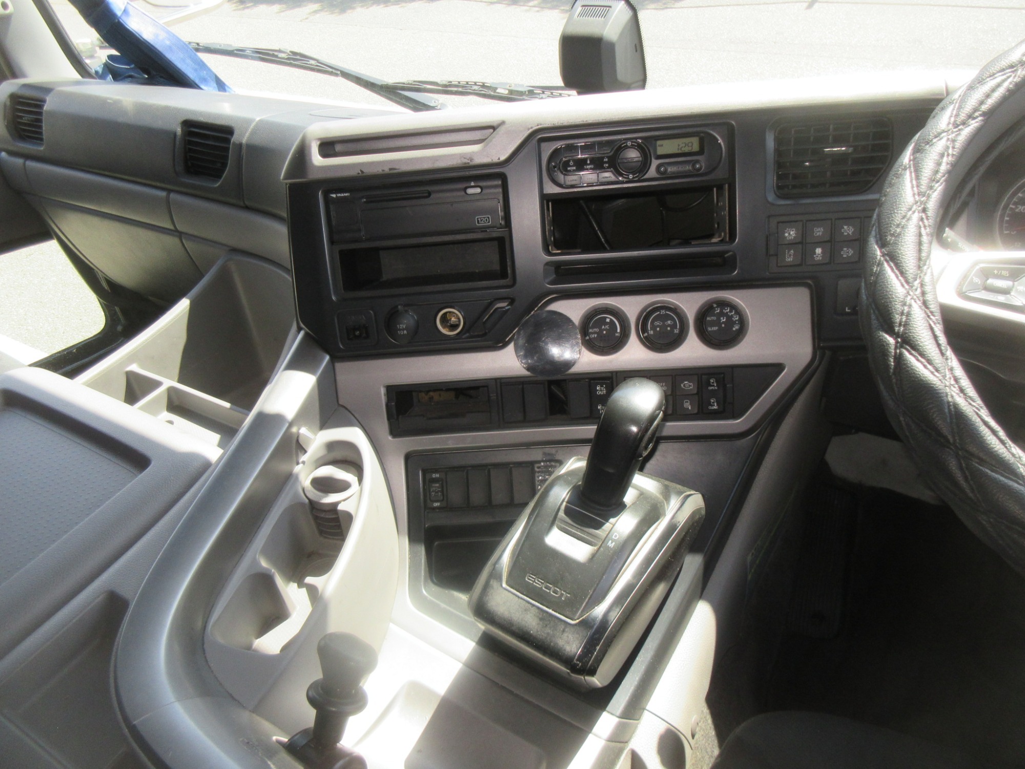 2PGクオン ハイルーフウイング 格納パワーゲート付