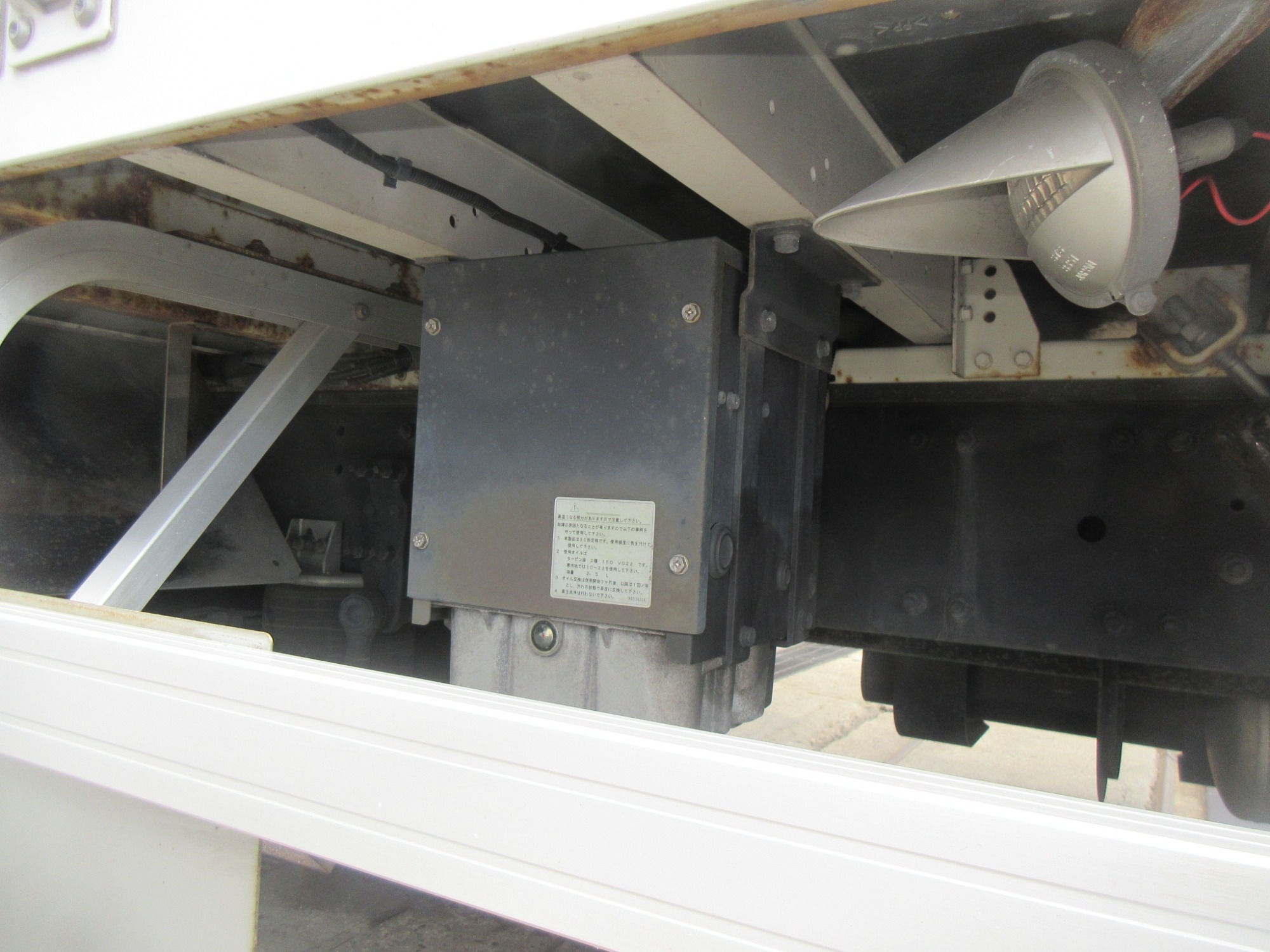 2PGクオン ハイルーフウイング 格納パワーゲート付