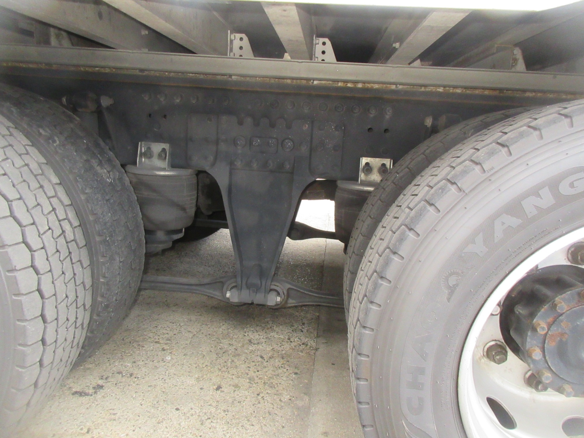 2PGクオン ハイルーフウイング 格納パワーゲート付