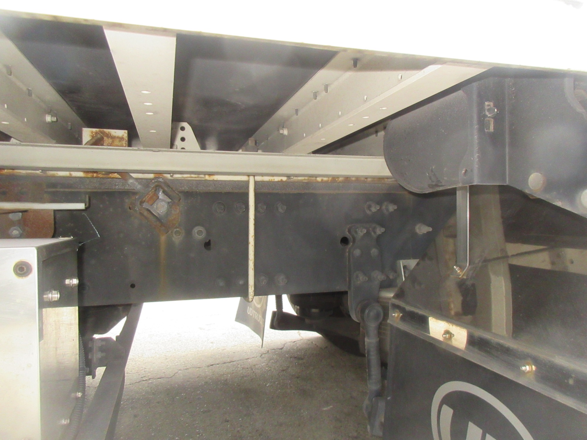 2PGクオン ハイルーフウイング 格納パワーゲート付