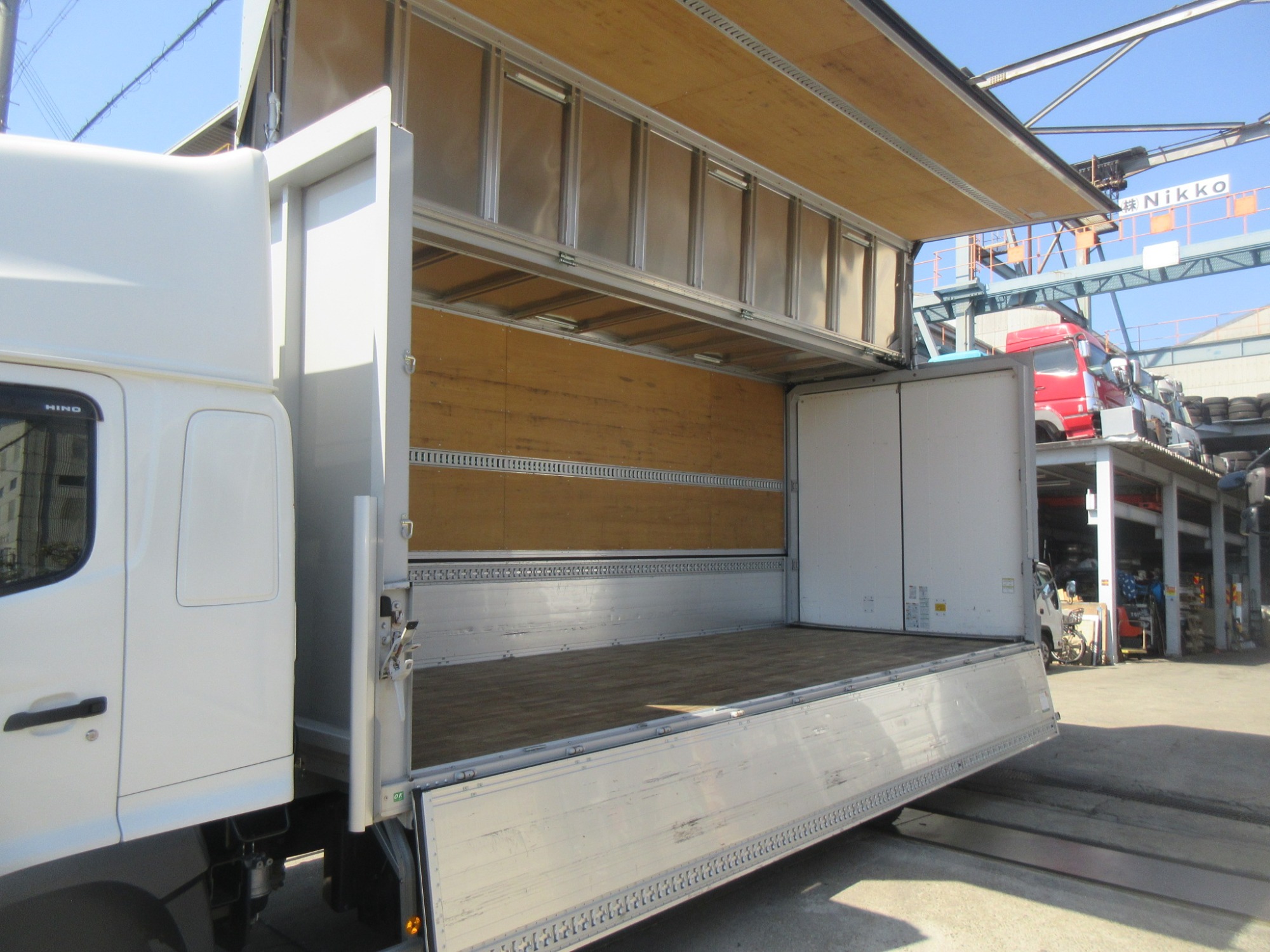 2PGレンジャープロ ハイルーフワイドウイング格納パワーゲート