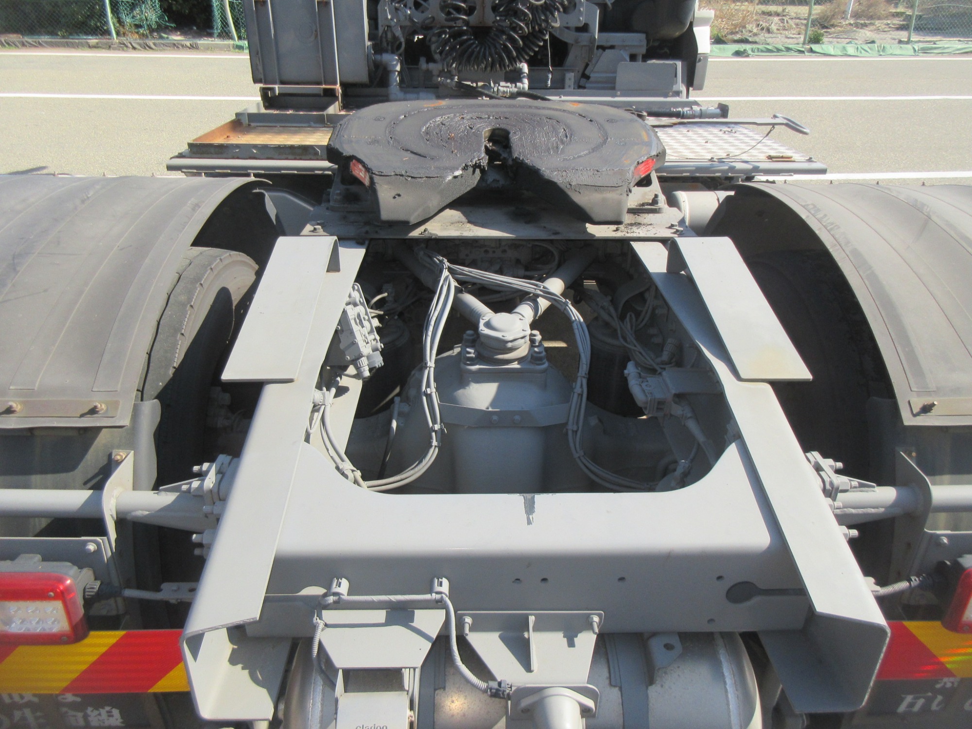 2RGクオントラクタ タンクローリー用