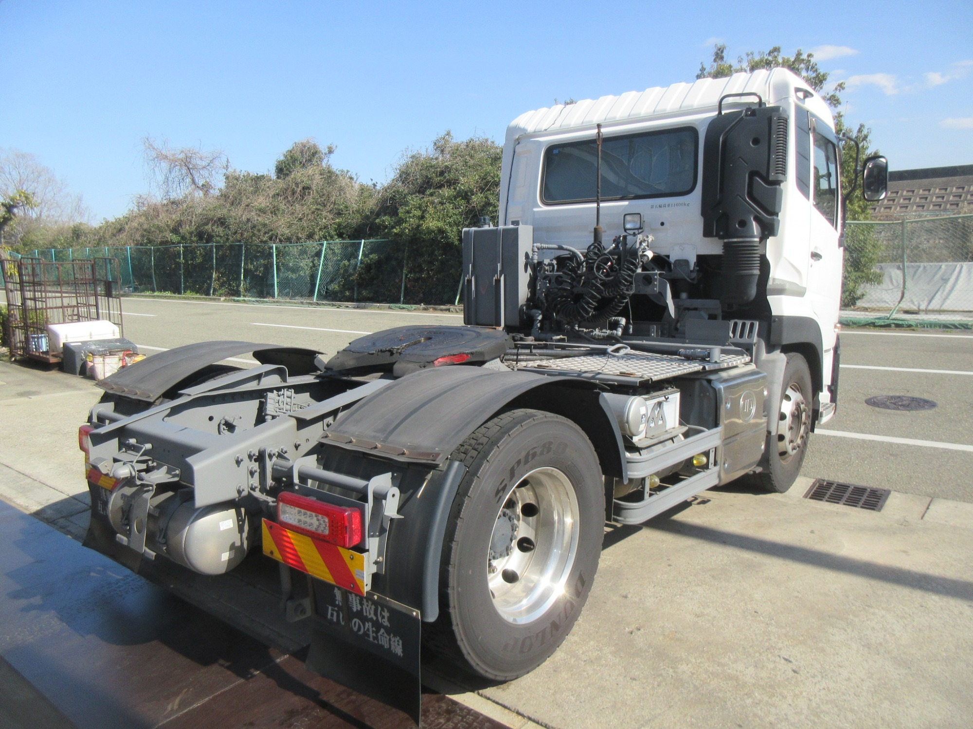 2RGクオントラクタ タンクローリー用