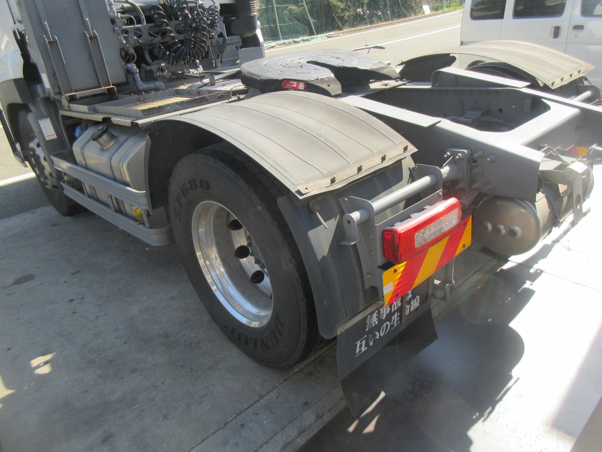 2RGクオントラクタ タンクローリー用