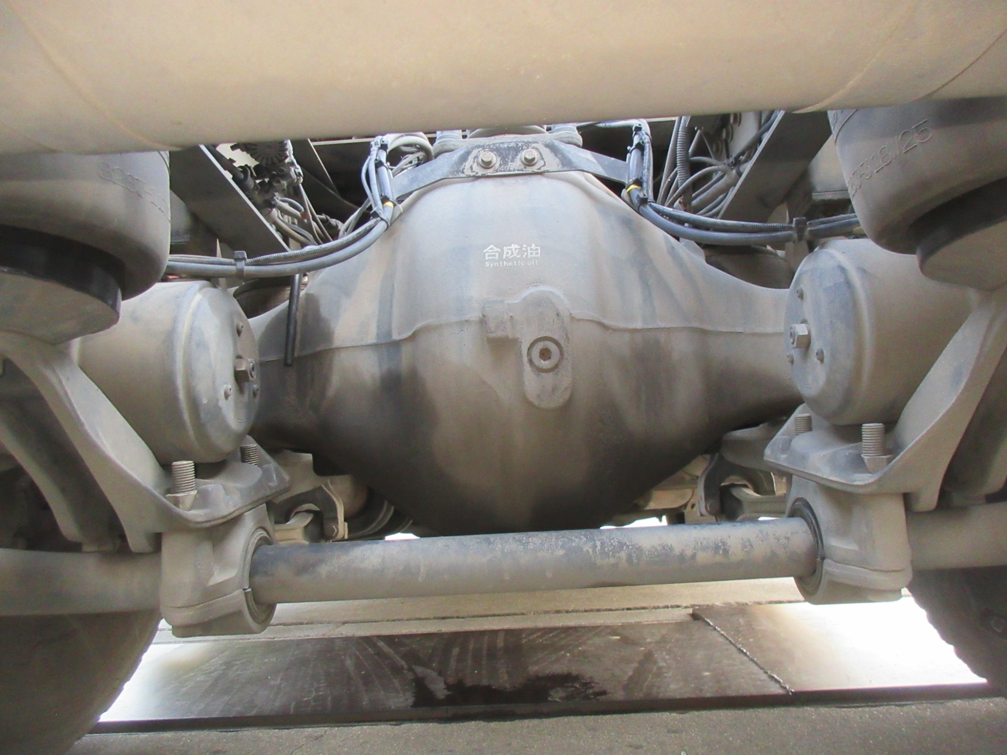 2PGハイルーフクオン ダンプ用ポンプ付11.5トントラクタ