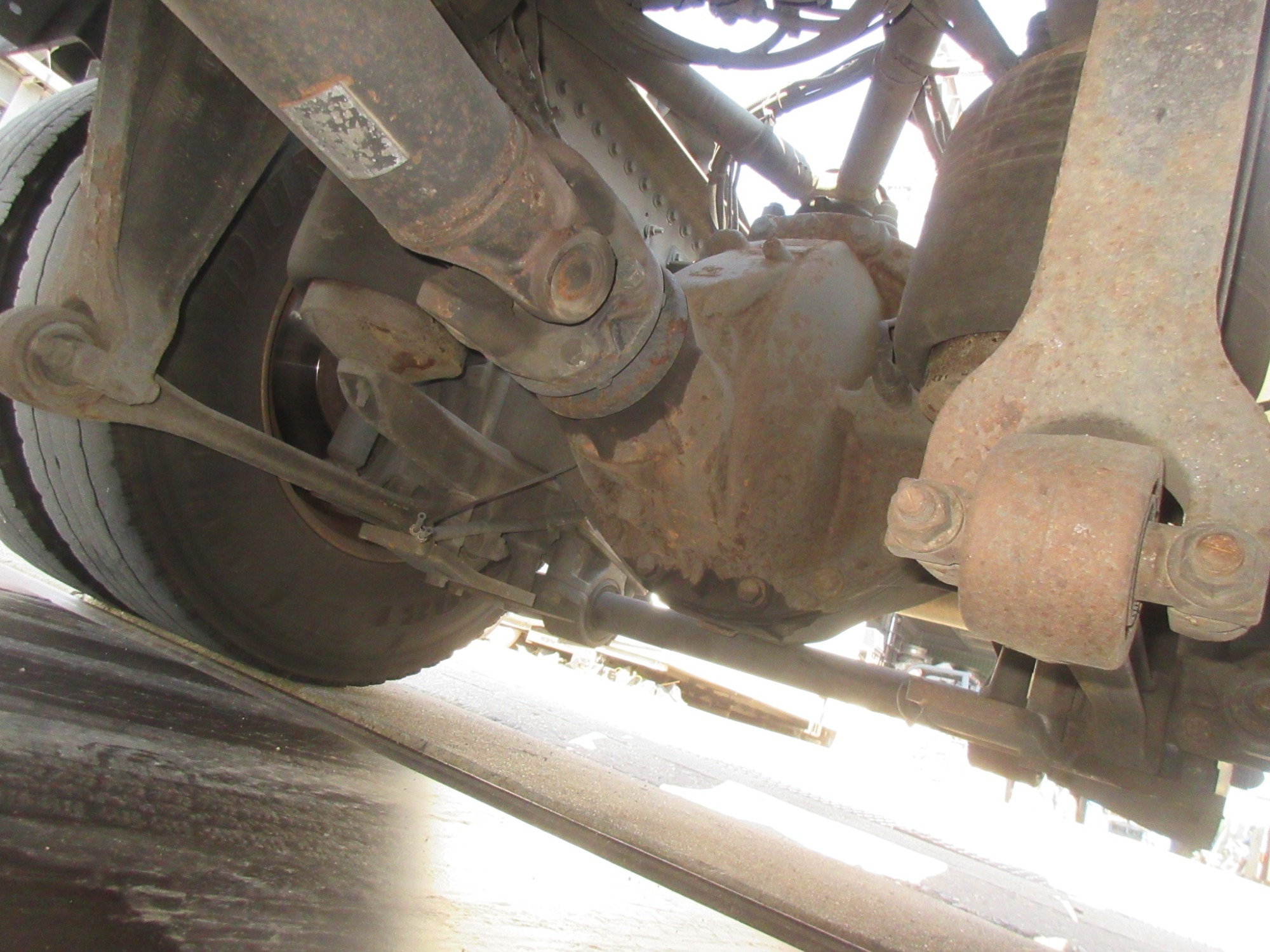 2PGハイルーフクオン デフロック付11.5トントラクタ