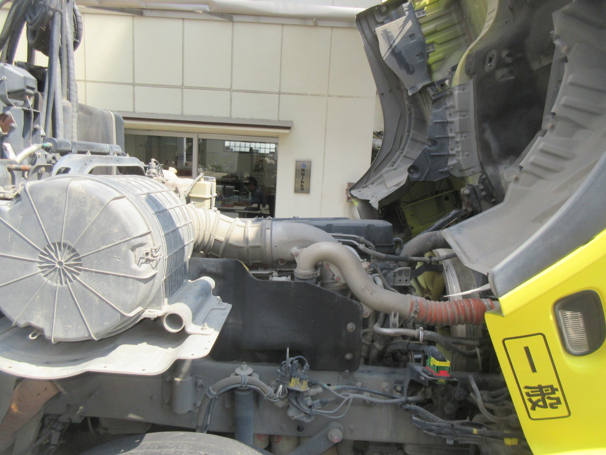 2PGハイルーフクオン ダンプ用オイルポンプ付11.4トントラクタ