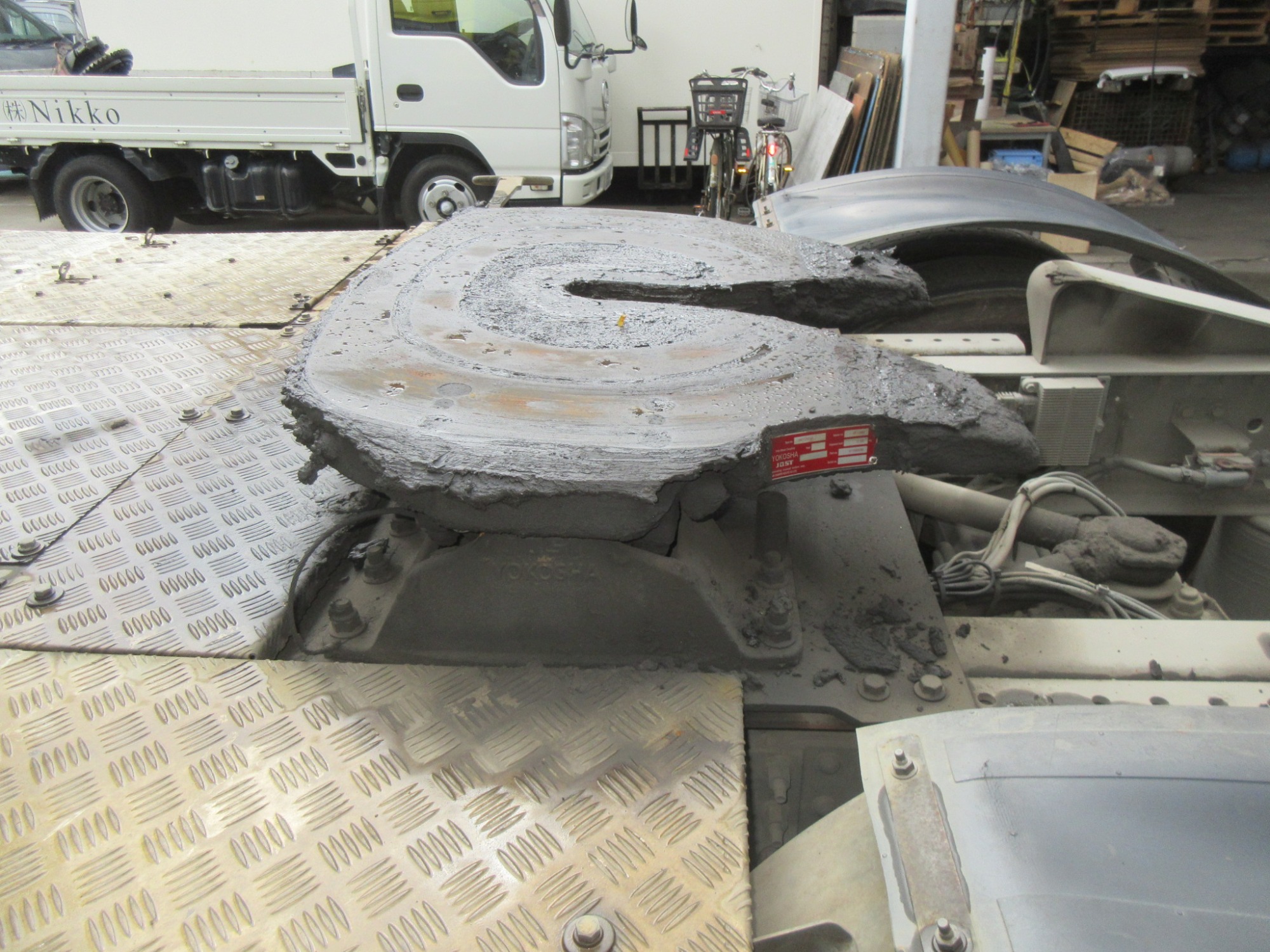 2PGハイルーフクオン ダンプ用オイルポンプ付11.4トントラクタ