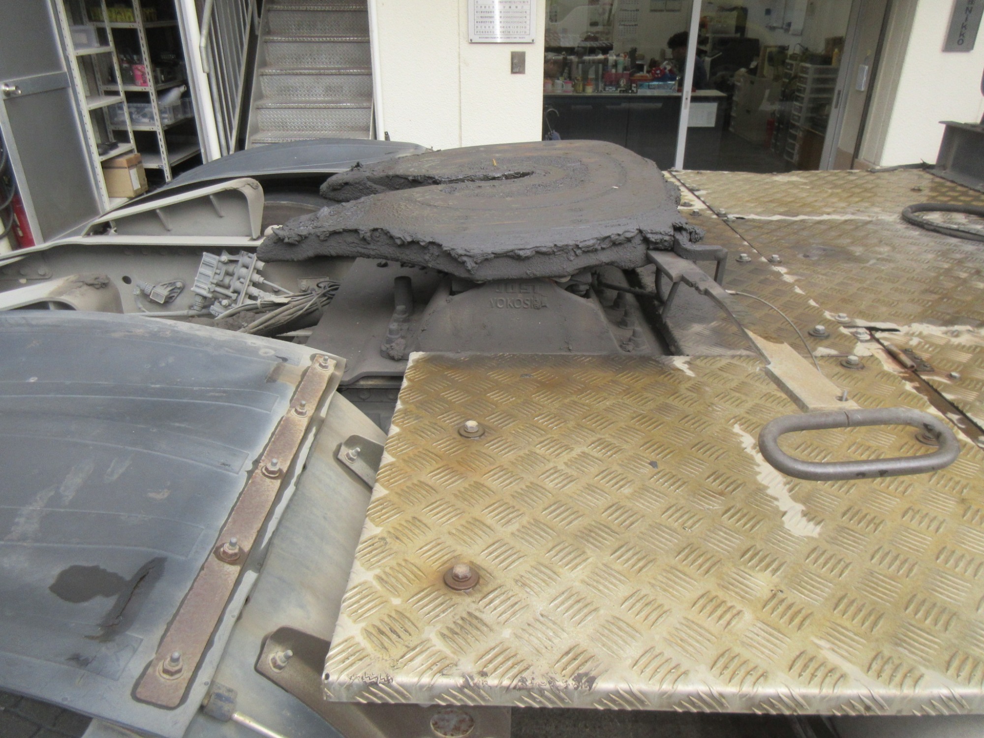 2PGハイルーフクオン ダンプ用オイルポンプ付11.4トントラクタ