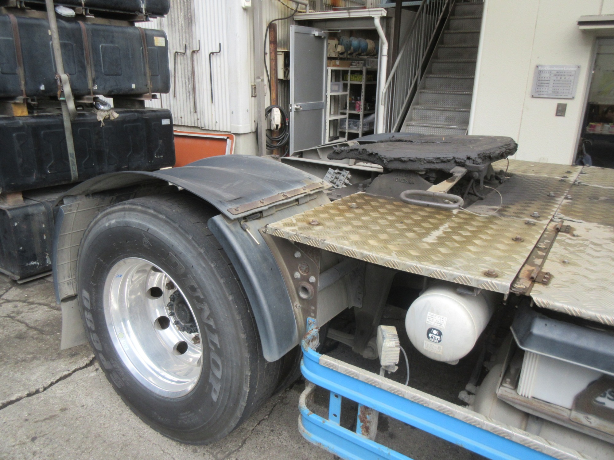 2PGハイルーフクオン ダンプ用オイルポンプ付11.4トントラクタ