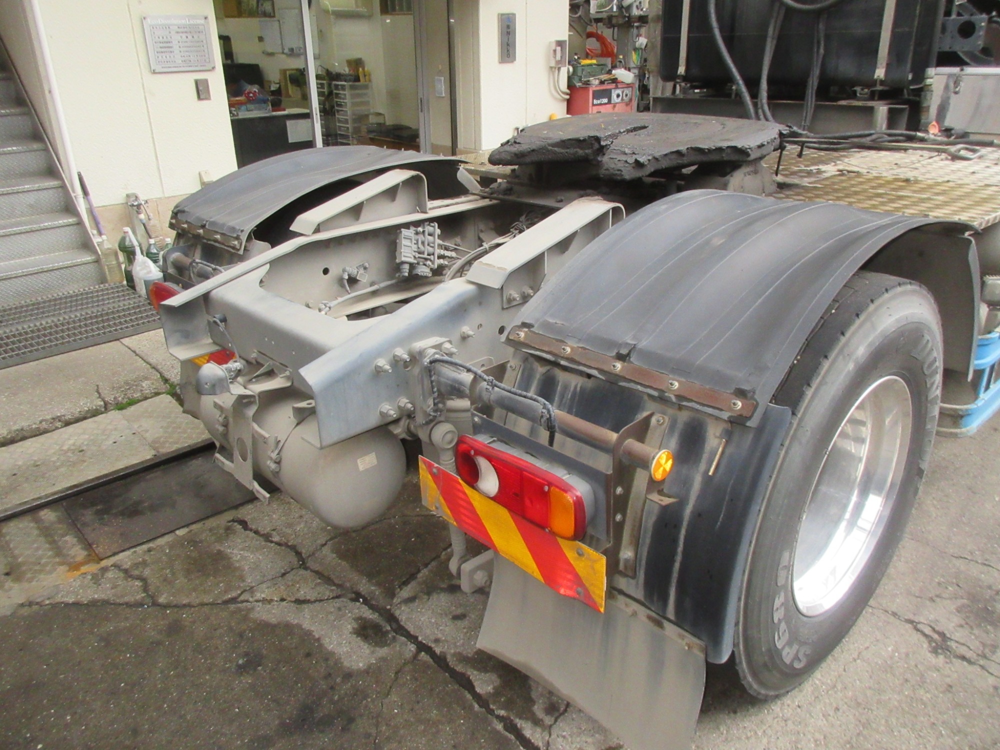 2PGハイルーフクオン ダンプ用オイルポンプ付11.4トントラクタ